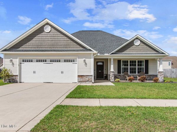 318 Aquamarine Circle , Jacksonville, NC 28546