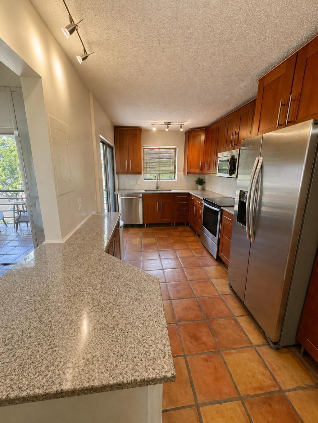 5917 Vía Vermilya, Unit 406, Atlantis, FL 33462 Photo