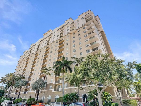 616 Clearwater Park Road, Unit 1107, West Palm Beach, FL 33401