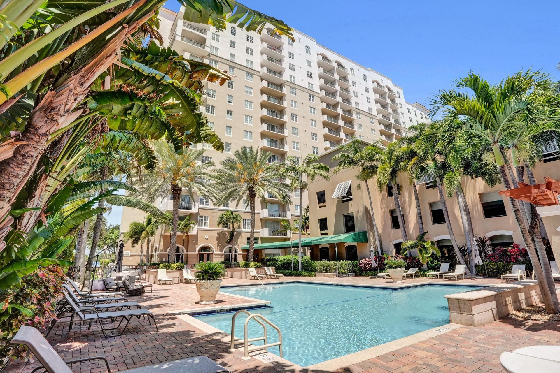 616 Clearwater Park Road, Unit 1107, West Palm Beach, FL 33401 Photo