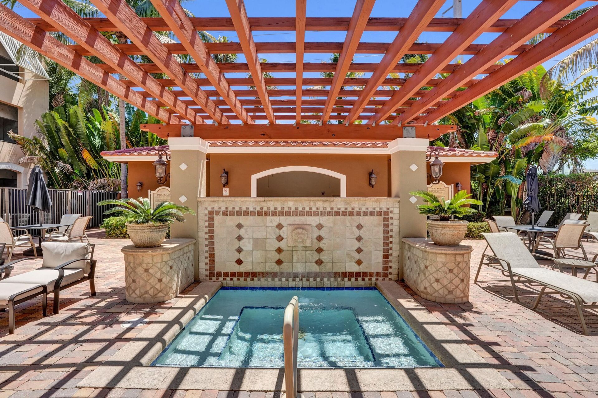 616 Clearwater Park Road, Unit 1107, West Palm Beach, FL 33401 Photo