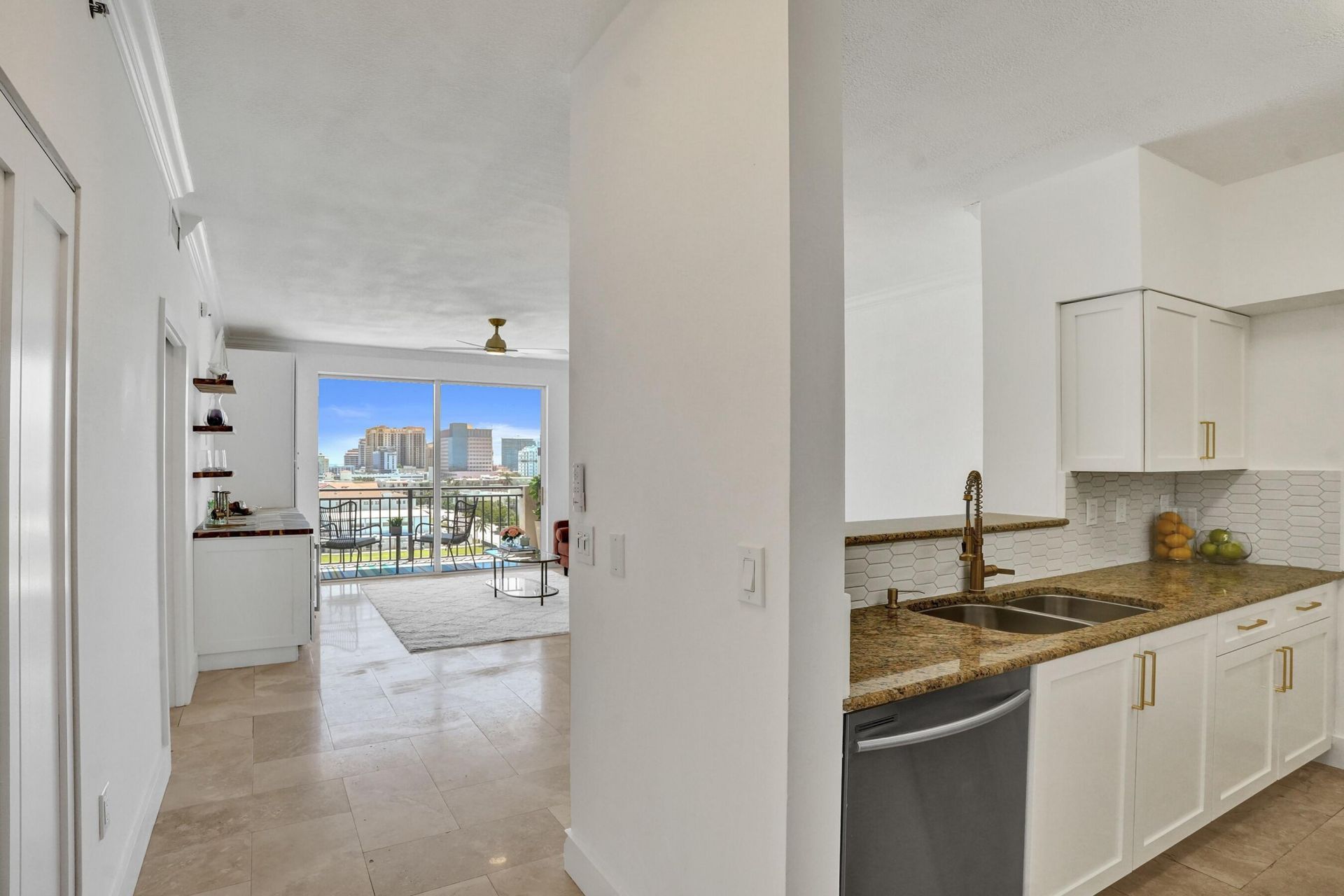 616 Clearwater Park Road, Unit 1107, West Palm Beach, FL 33401 Photo