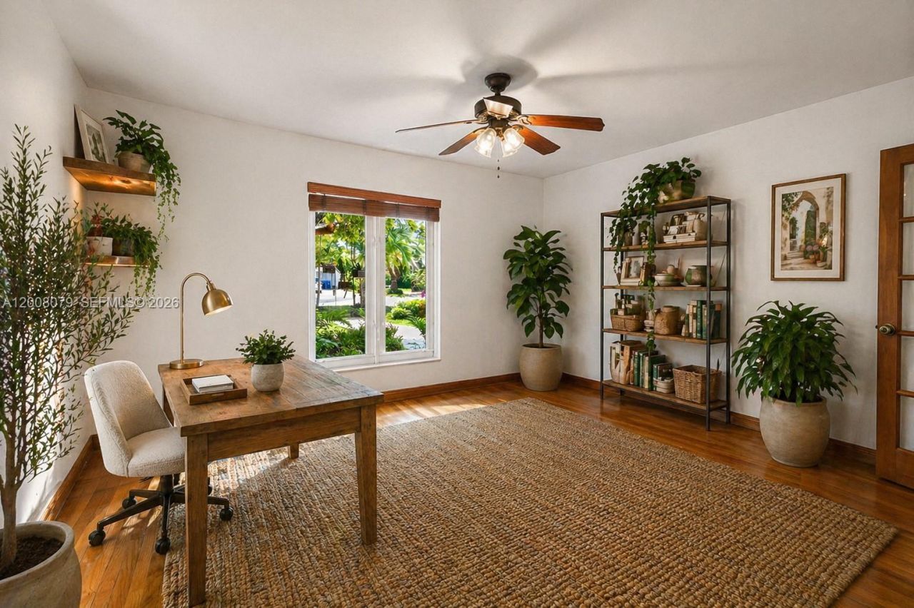 739 Lakeview Dr, Miami Beach, FL 33140 Photo