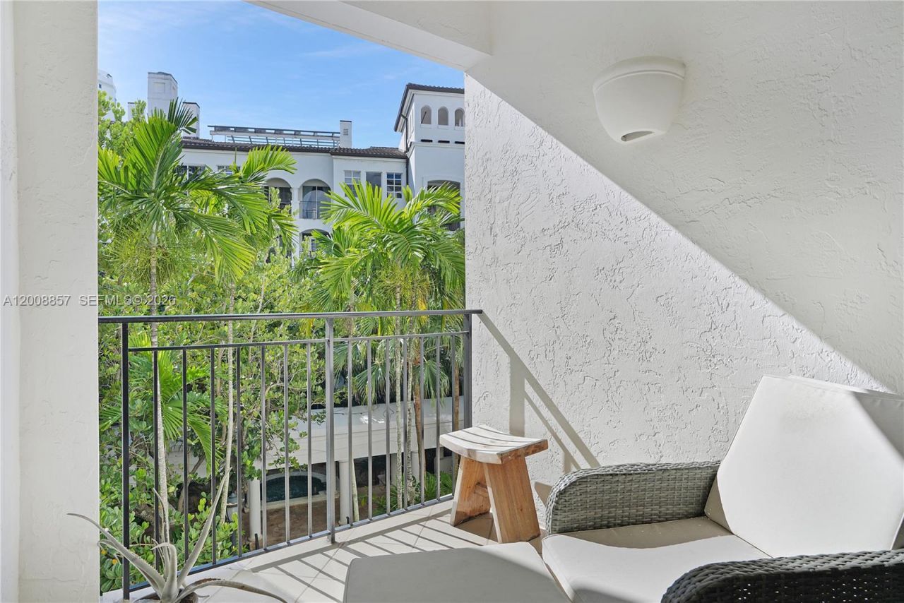 3700 Island Blvd, Unit C307, Aventura, FL 33160 Photo