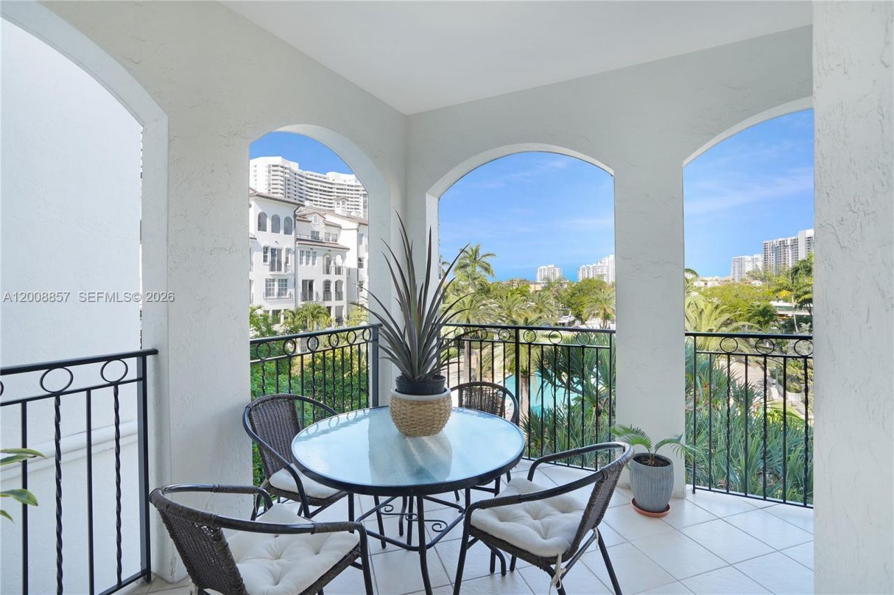 3700 Island Blvd, Unit C307, Aventura, FL 33160 Photo