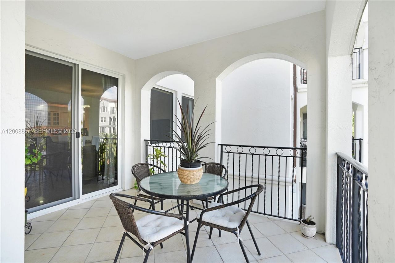 3700 Island Blvd, Unit C307, Aventura, FL 33160 Photo