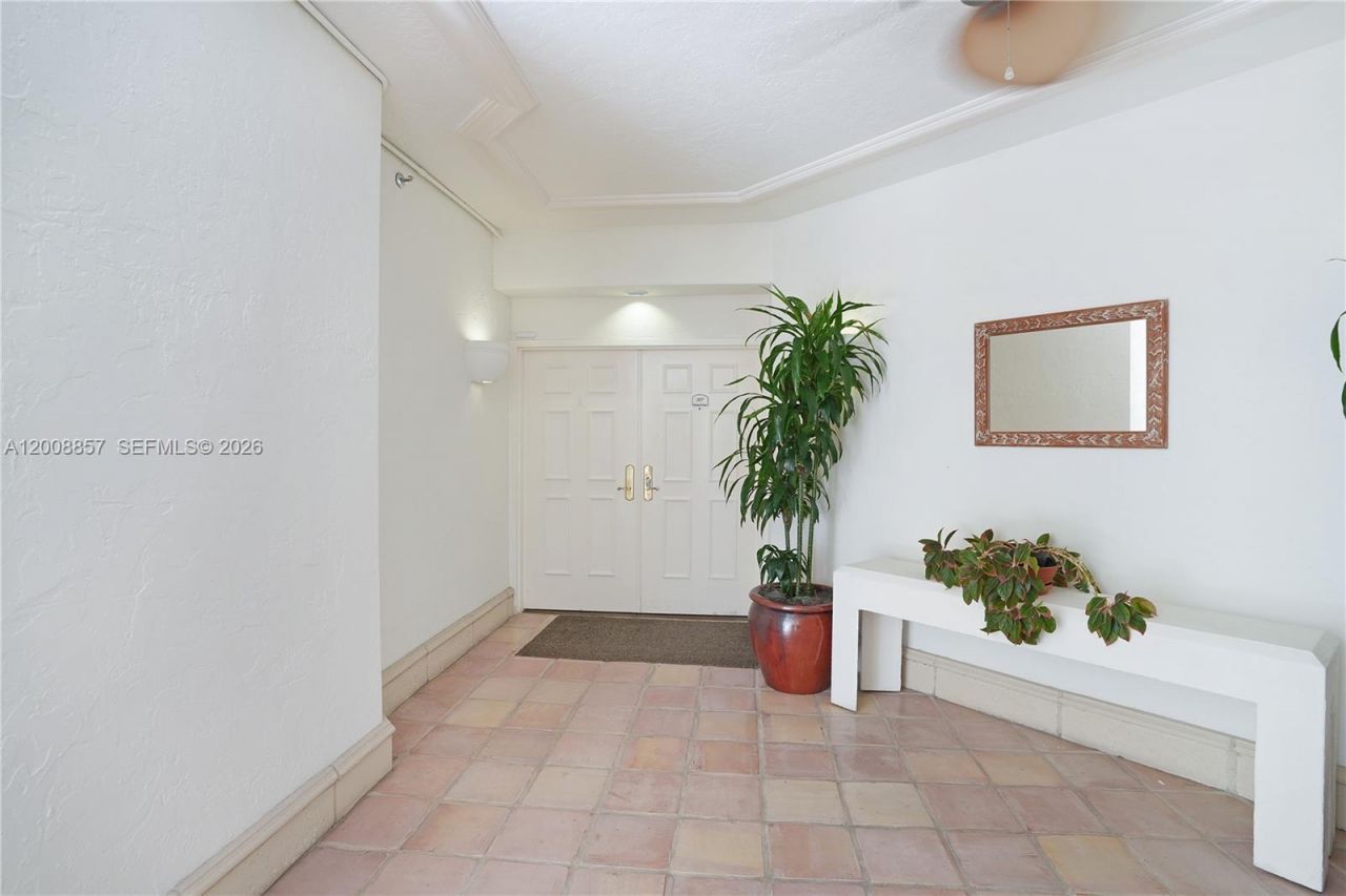 3700 Island Blvd, Unit C307, Aventura, FL 33160 Photo