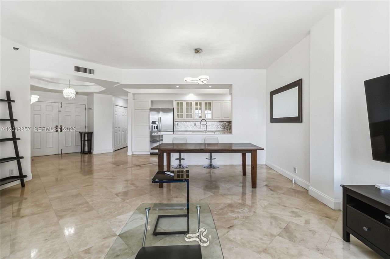 3700 Island Blvd, Unit C307, Aventura, FL 33160 Photo