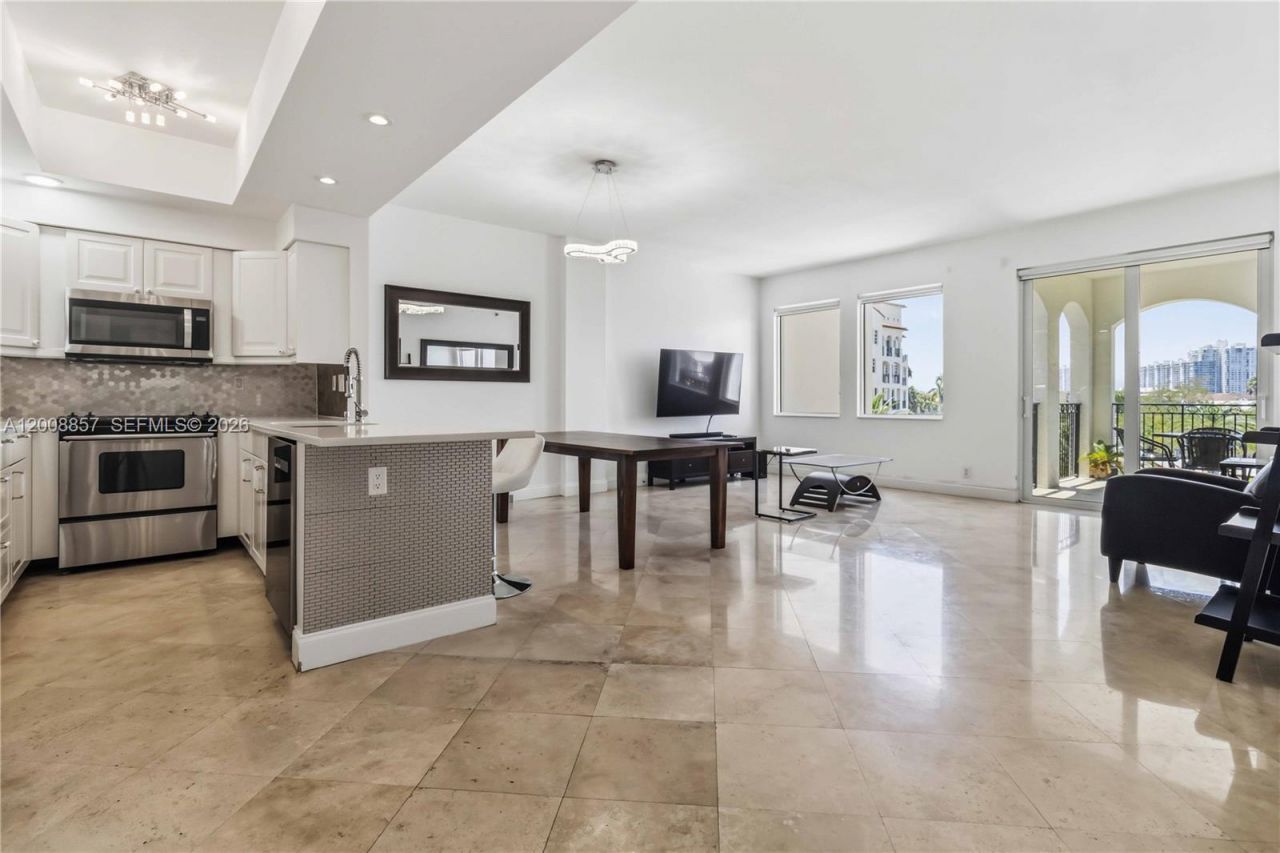 3700 Island Blvd, Unit C307, Aventura, FL 33160 Photo