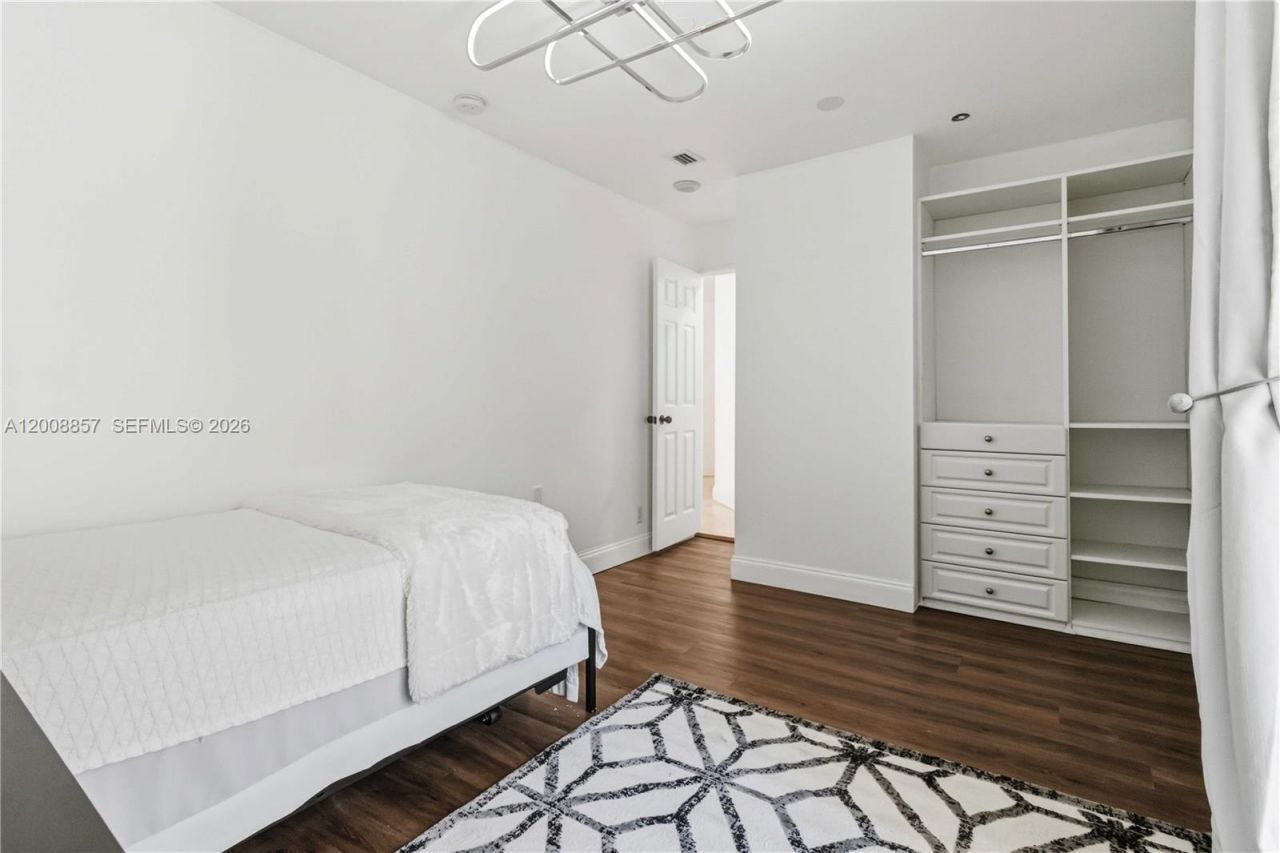 3700 Island Blvd, Unit C307, Aventura, FL 33160 Photo