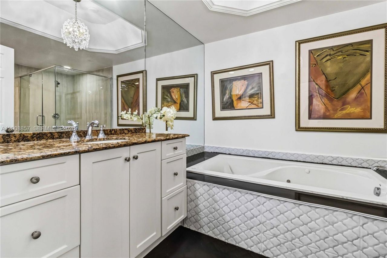 3700 Island Blvd, Unit C307, Aventura, FL 33160 Photo