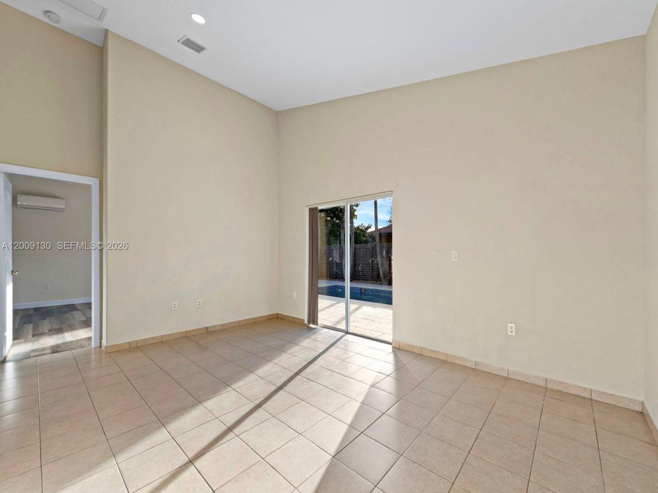 704 SE 14th Pl , Homestead, FL 33033 Photo