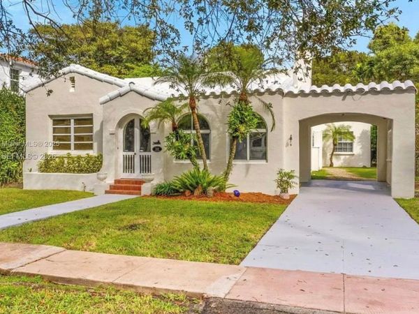 533 Minorca Ave , Coral Gables, FL 33134