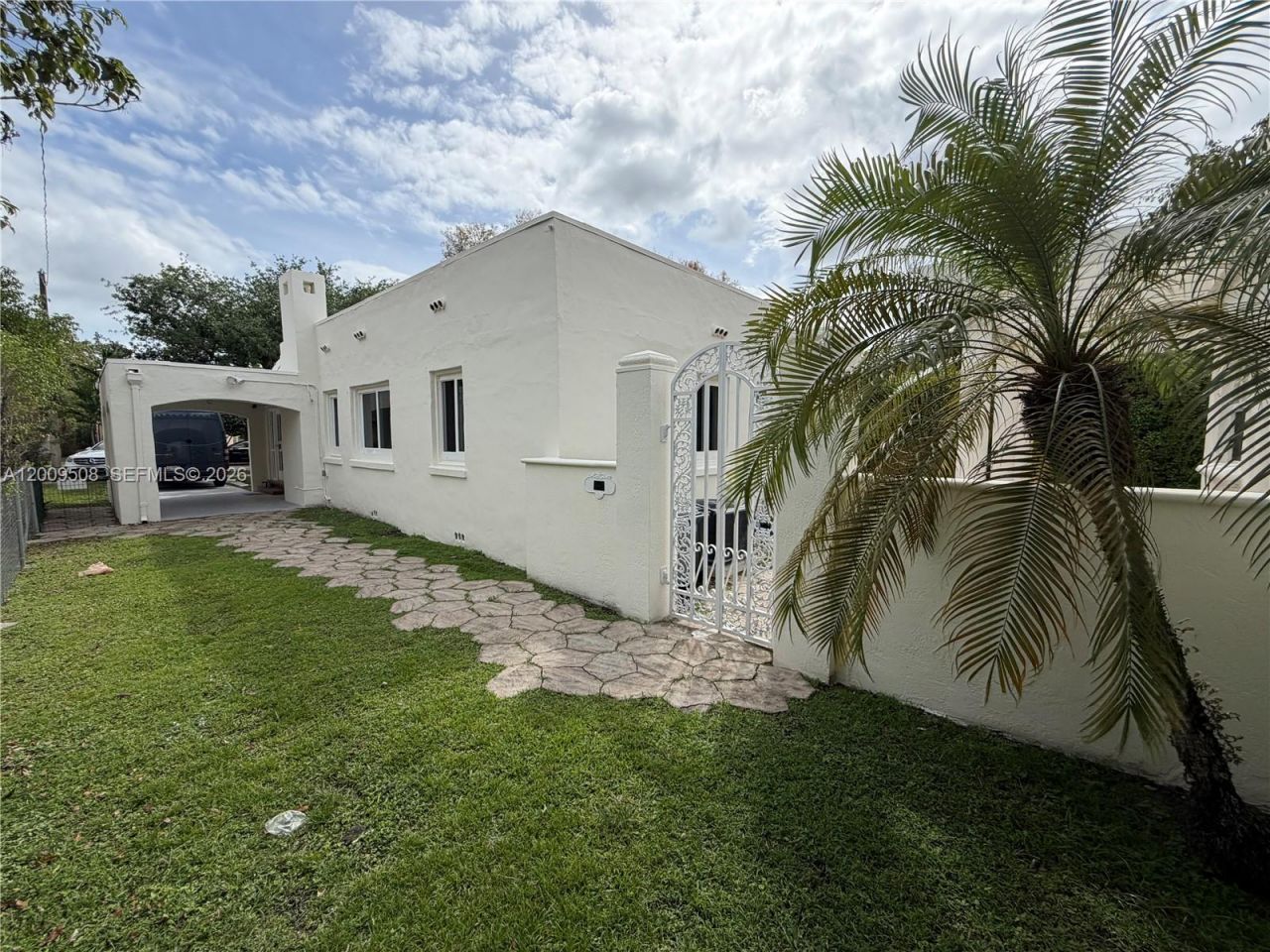 533 Minorca Ave , Coral Gables, FL 33134 Photo