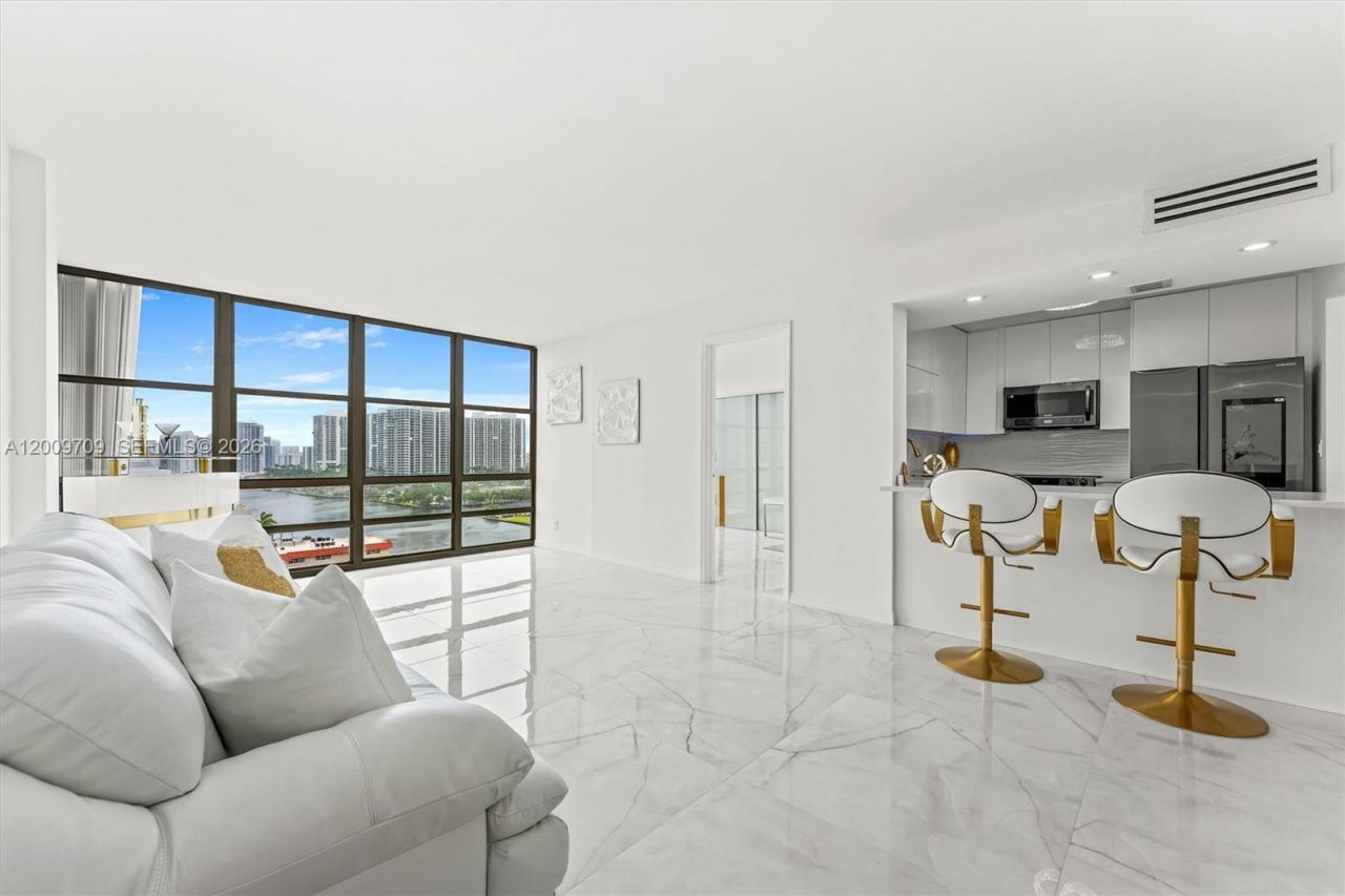 2017 S Ocean Dr, Unit 1206, Hallandale Beach, FL 33009 Photo