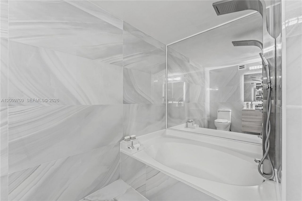2017 S Ocean Dr, Unit 1206, Hallandale Beach, FL 33009 Photo