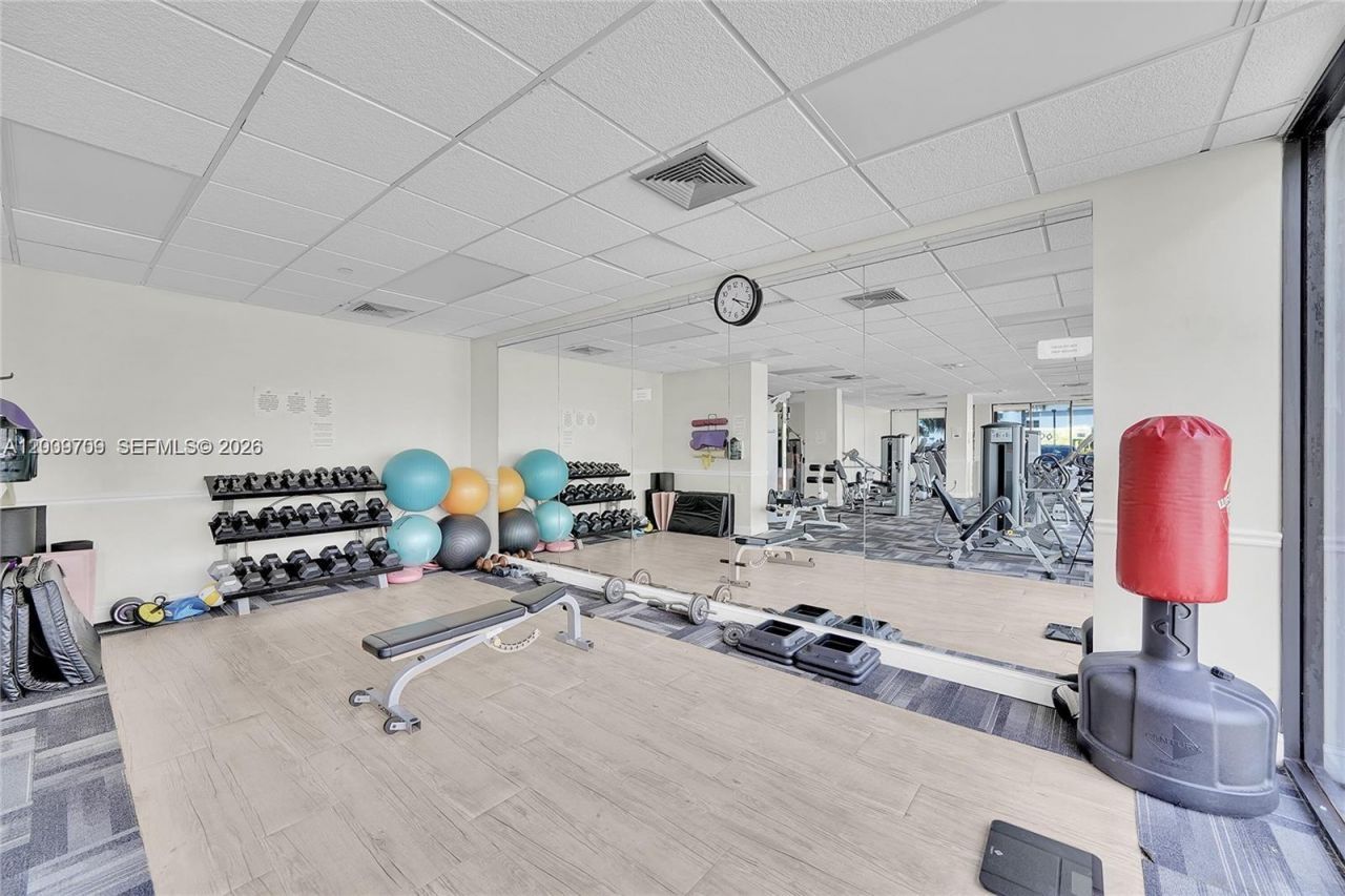 2017 S Ocean Dr, Unit 1206, Hallandale Beach, FL 33009 Photo