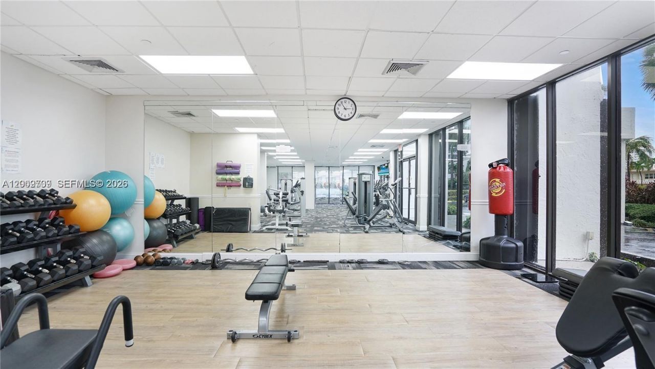 2017 S Ocean Dr, Unit 1206, Hallandale Beach, FL 33009 Photo