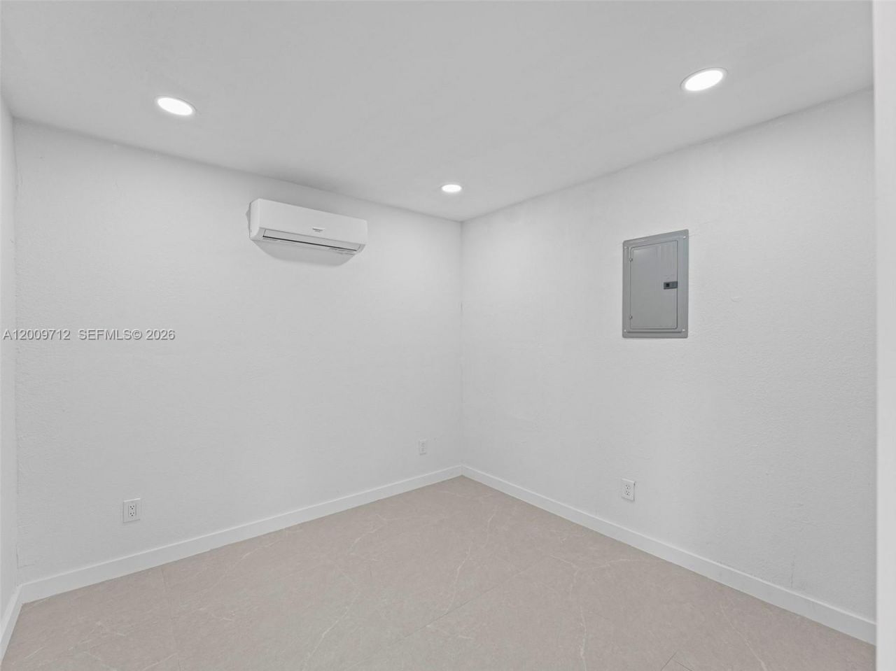 1368 W 29th St , Unit 2, Hialeah, FL 33012 Photo