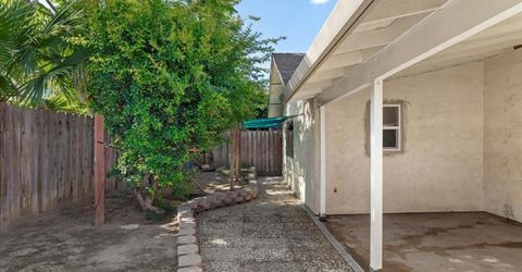 1216 Rolls Royce Ln, Modesto, CA 95351 Photo