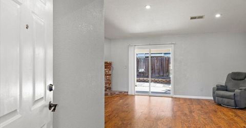 1216 Rolls Royce Ln, Modesto, CA 95351 Photo