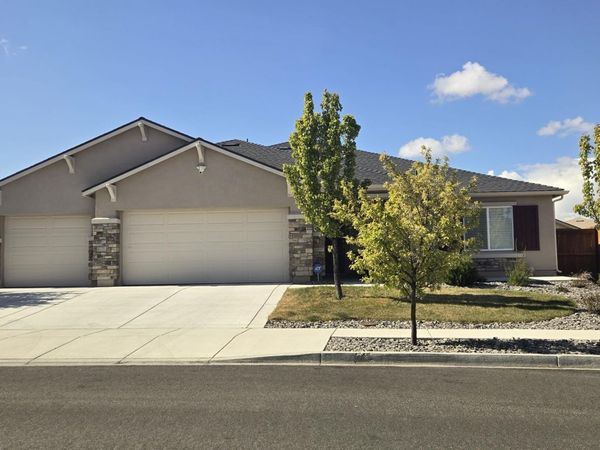 7375 Souverain Lane, Reno, NV 89506