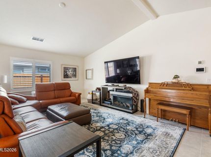 7375 Souverain Lane, Reno, NV 89506 Photo