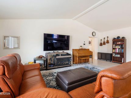 7375 Souverain Lane, Reno, NV 89506 Photo