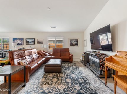 7375 Souverain Lane, Reno, NV 89506 Photo