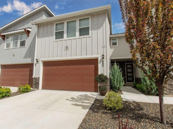 432 N Tessa Lane, Meridian, ID 83642