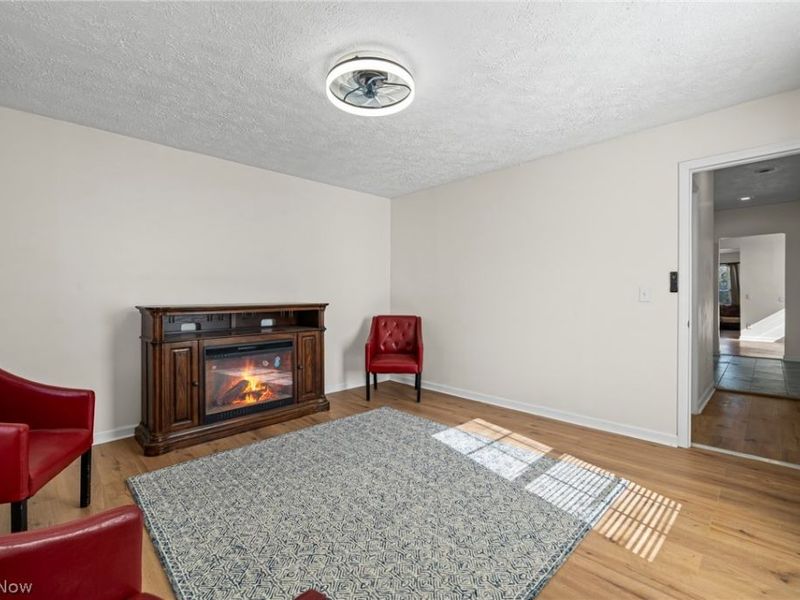 366 Oberlin Avenue, Lorain, OH 44052 Photo 18