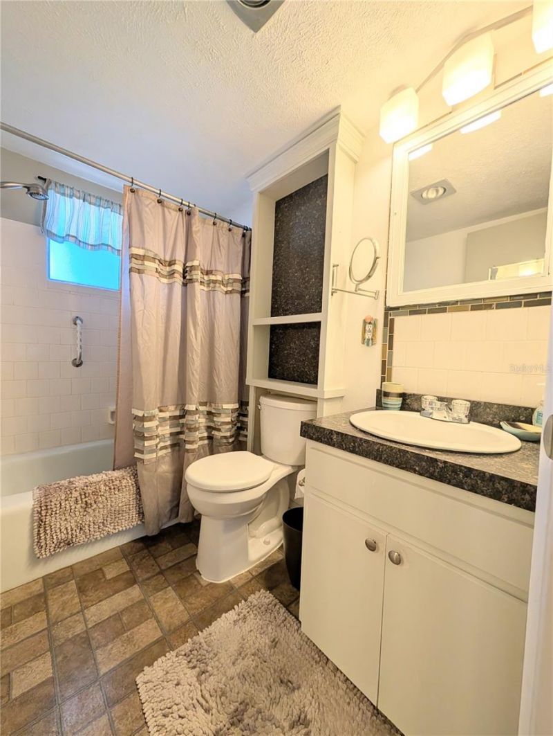 2319 Canal Drive, Unit F26, Bradenton, FL 34207 Photo
