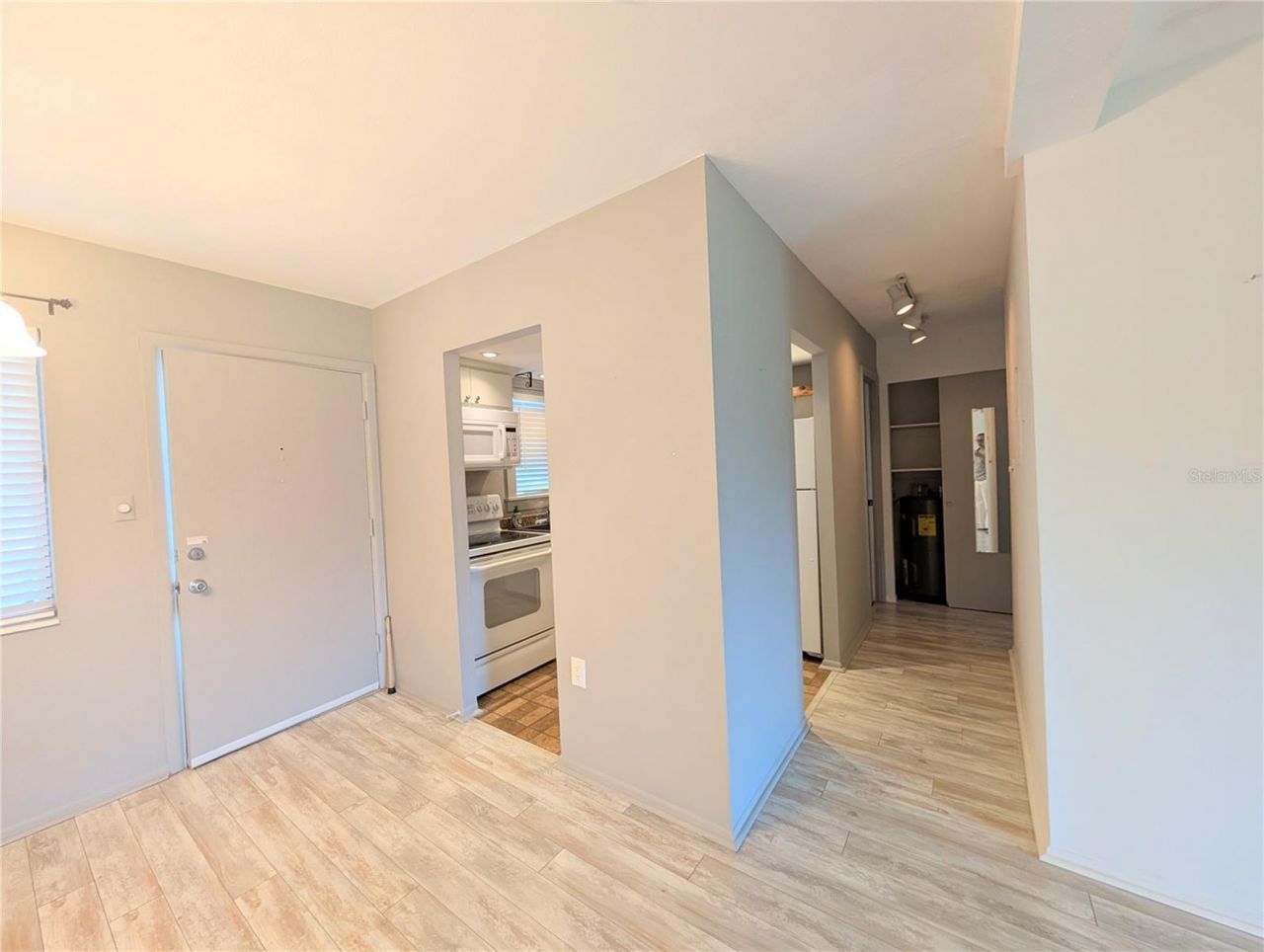 2319 Canal Drive, Unit F26, Bradenton, FL 34207 Photo
