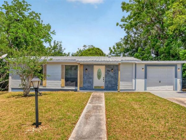 700 S WELLINGTON DRIVE , DELTONA, FL 32725