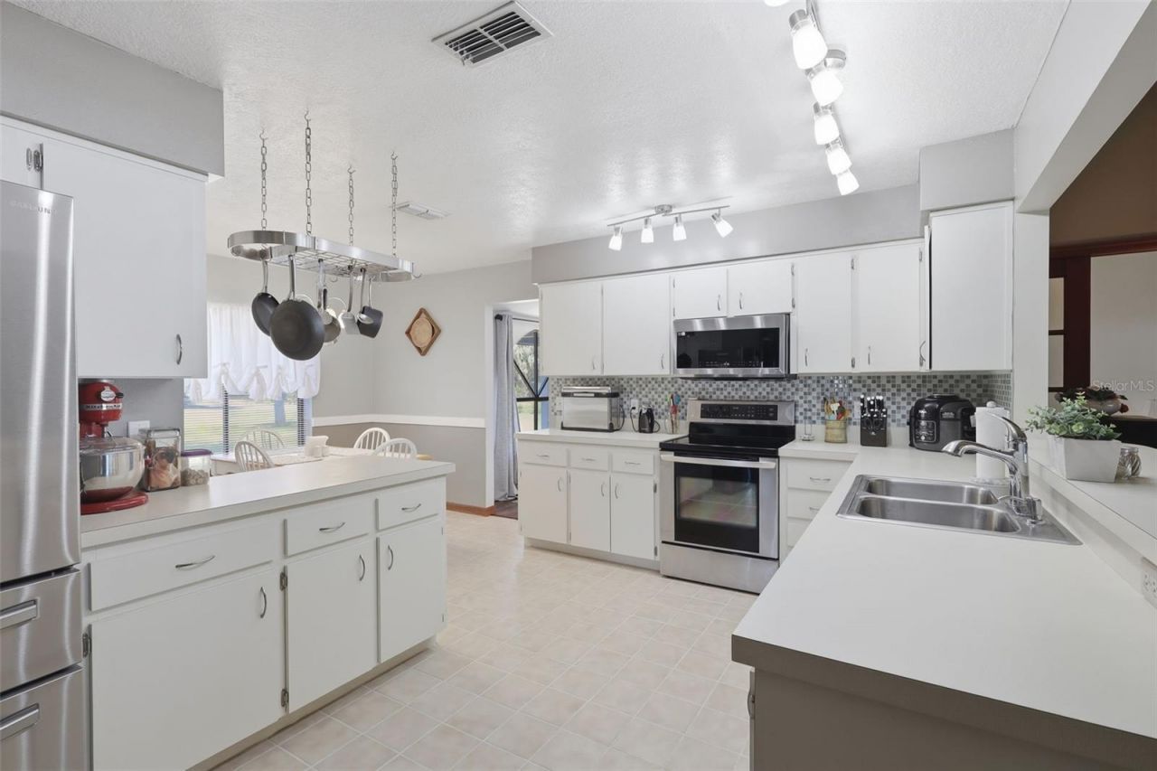 168 Community Drive , Debary, FL 32713 Photo