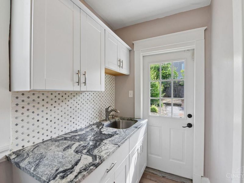 3026 Obryon Street, Cincinnati, OH 45208 Photo 6