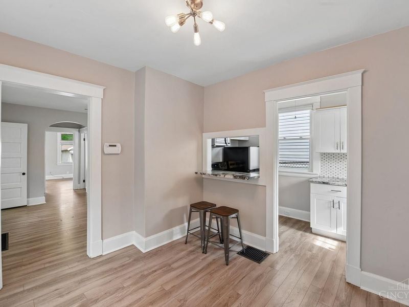 3026 Obryon Street, Cincinnati, OH 45208 Photo 8