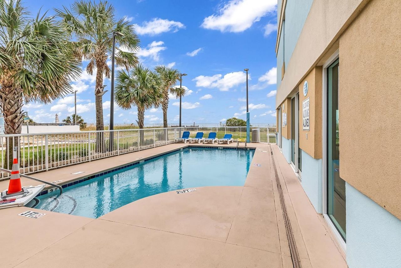 2501 S Ocean Blvd. Photo 29