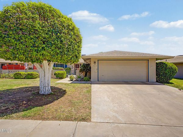 10418 W EL CAPITAN Circle, Sun City, AZ 85351