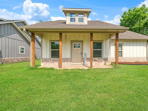 675 High Street, Blossom, TX 75416