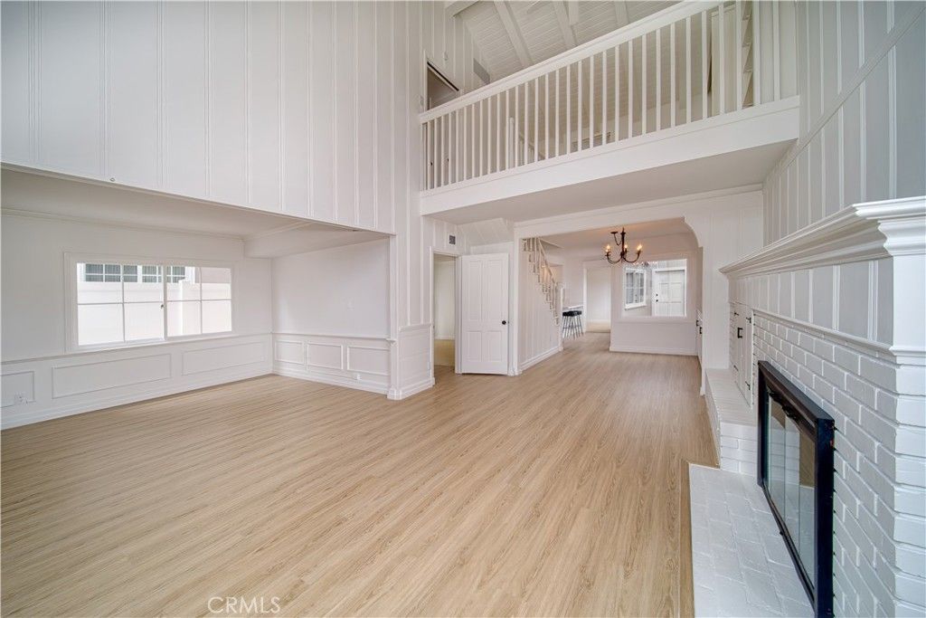 137 Topaz, Newport Beach, CA 92662 Main Photo
