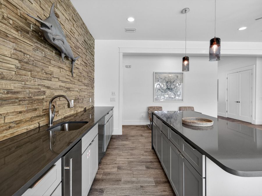 Property Image 103