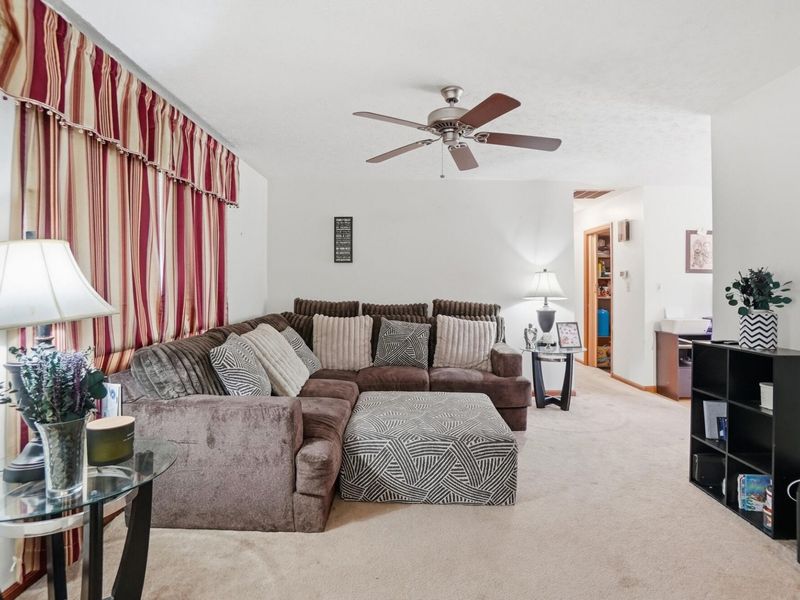 5100 N River Road, Springfield, OH 45502 Photo 8