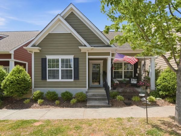 3005 Bienville Dr , Smyrna, TN 37167