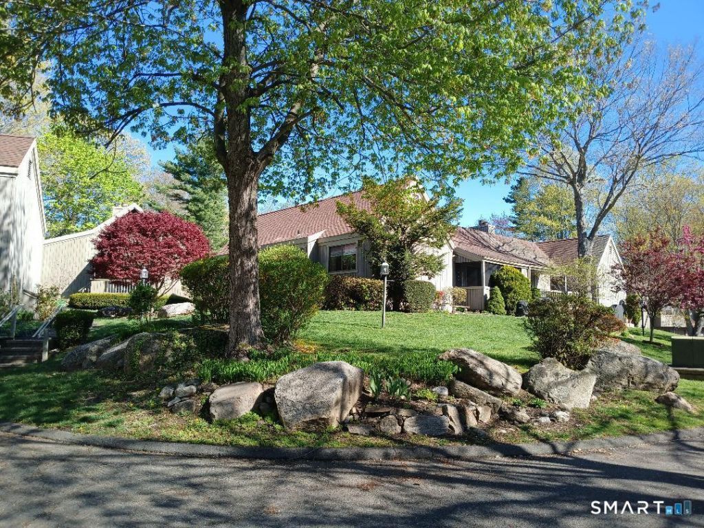 209 Acorn, Unit A, Stratford, CT 06614 Main Photo