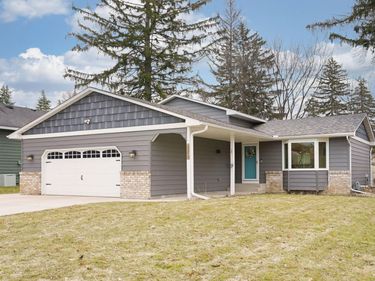 321 3rd Avenue SE, New Brighton, MN 55112