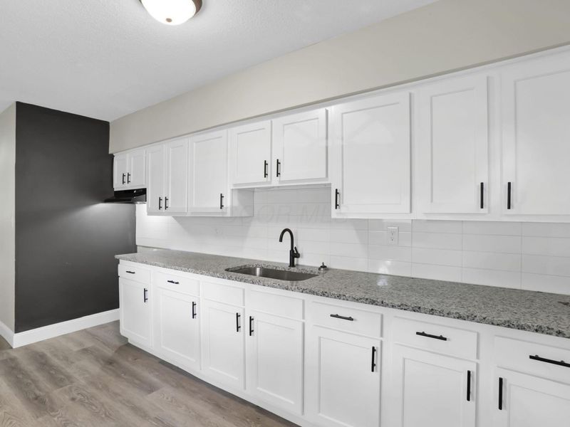 1236 Grovewood Drive , Columbus, OH 43207 Photo 11