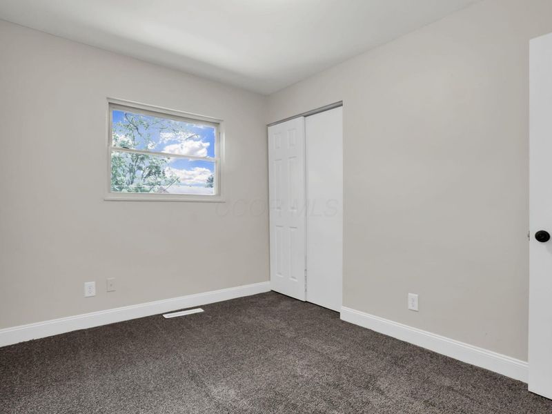 1236 Grovewood Drive , Columbus, OH 43207 Photo 21