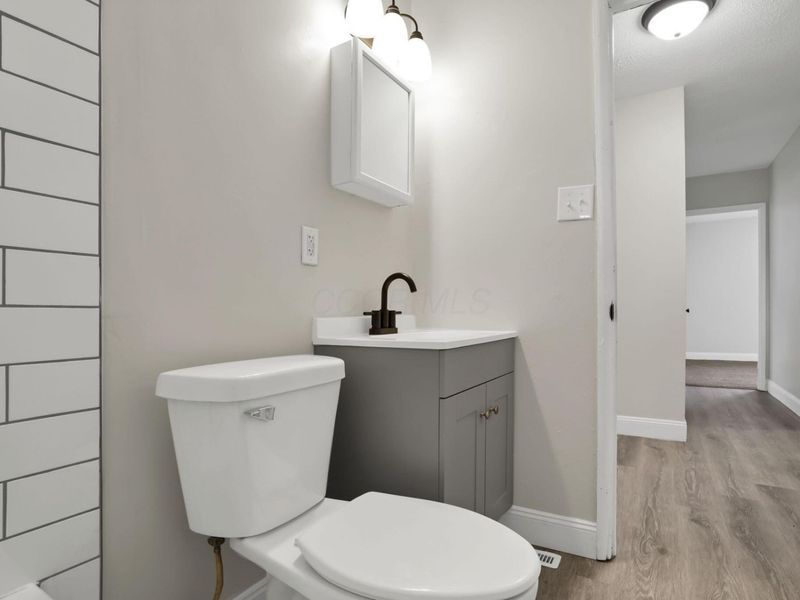 1236 Grovewood Drive , Columbus, OH 43207 Photo 23