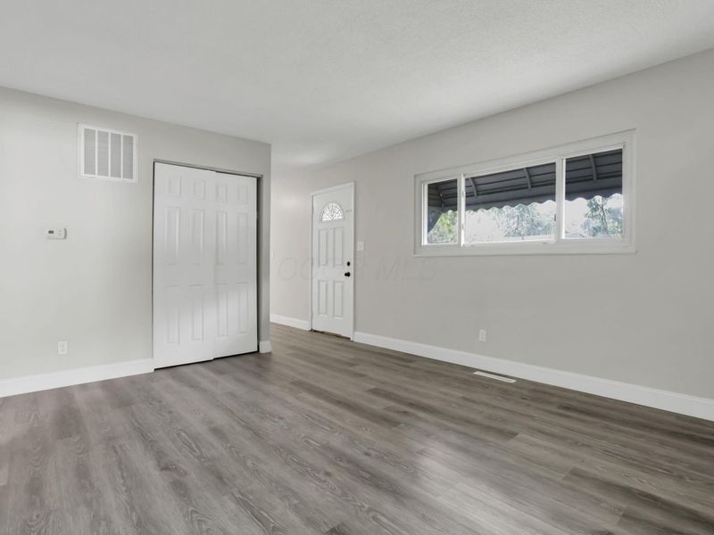 1236 Grovewood Drive , Columbus, OH 43207 Photo 8